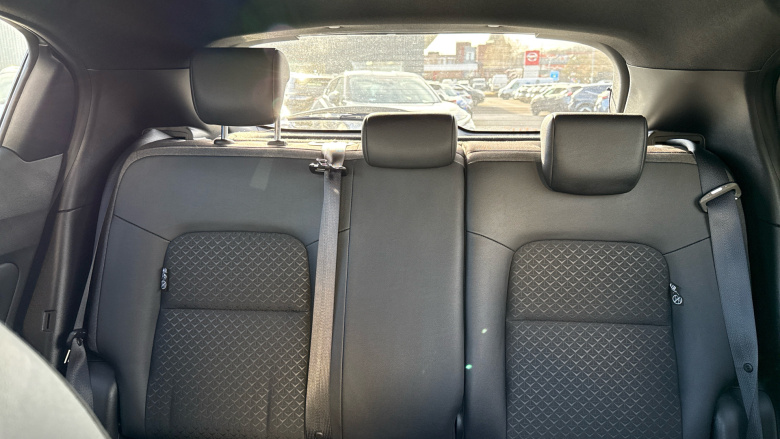 Nissan Juke 1.6 Hybrid N-Connecta 5dr Auto Hybrid Hatchback